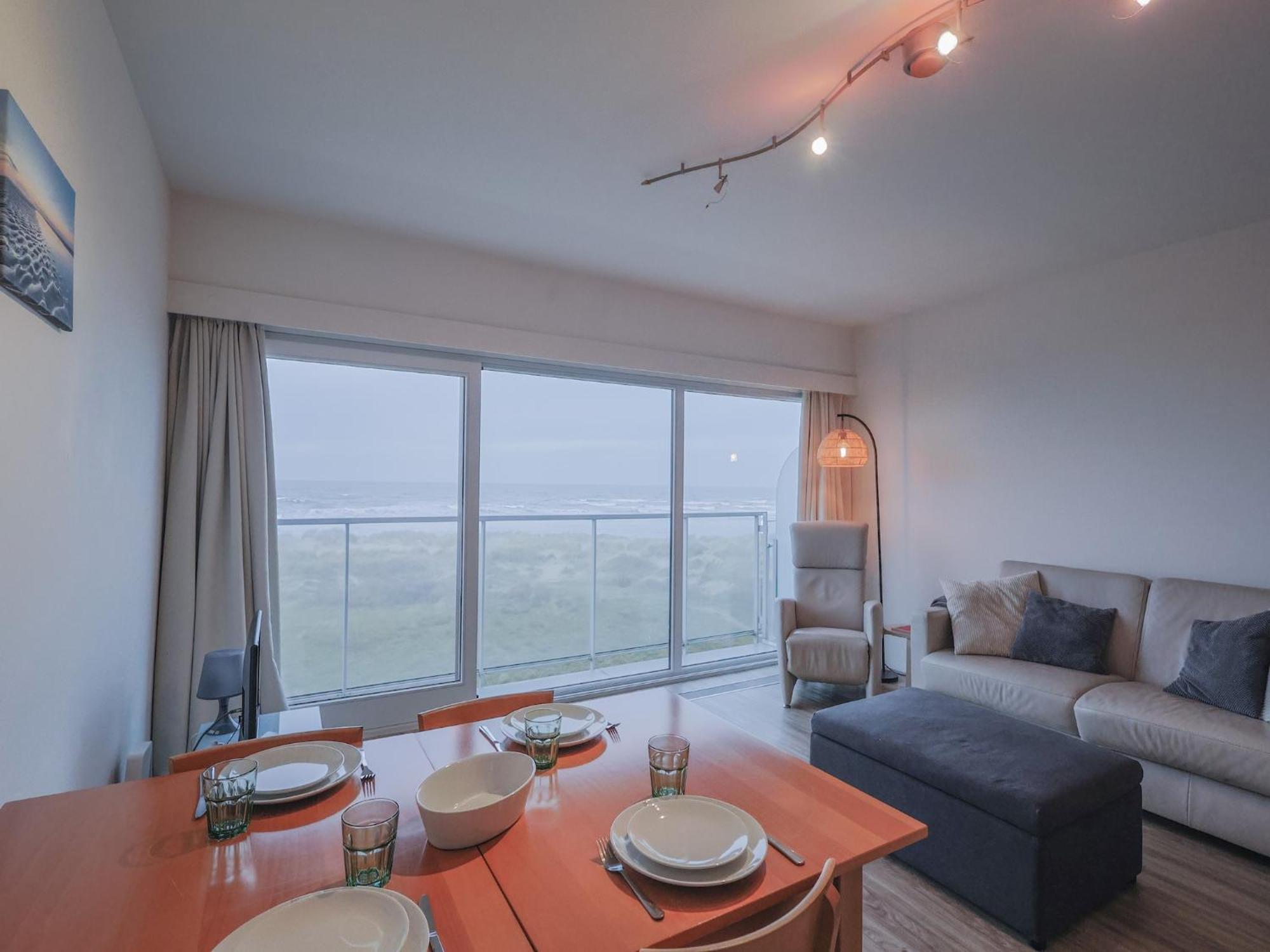 West31 With Beautiful Sea Views Apartamento Oostduinkerke Exterior foto